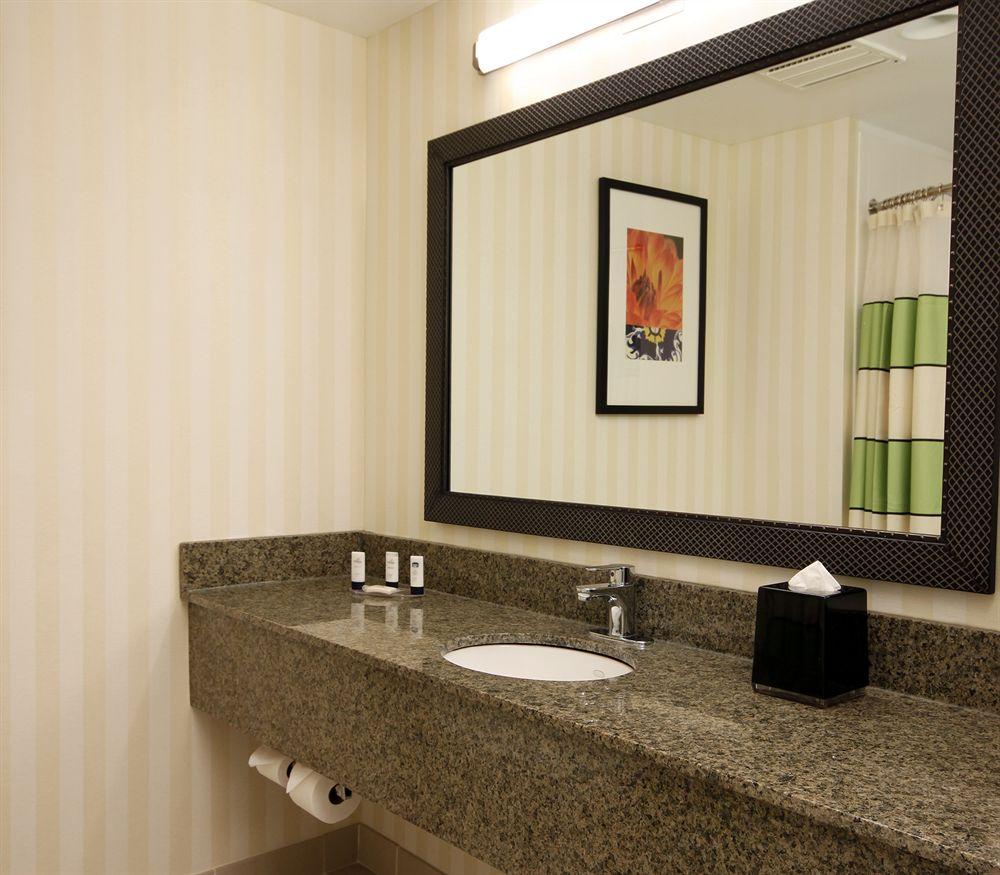 Fairfield Inn & Suites San Diego Old Town Exterior photo