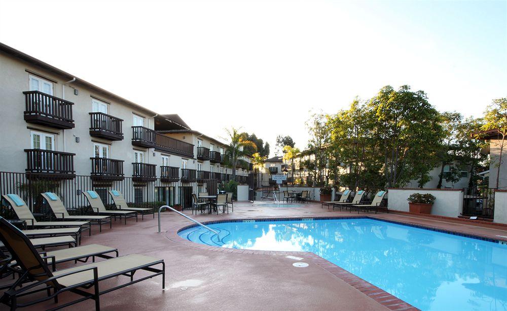 Fairfield Inn & Suites San Diego Old Town Exterior photo